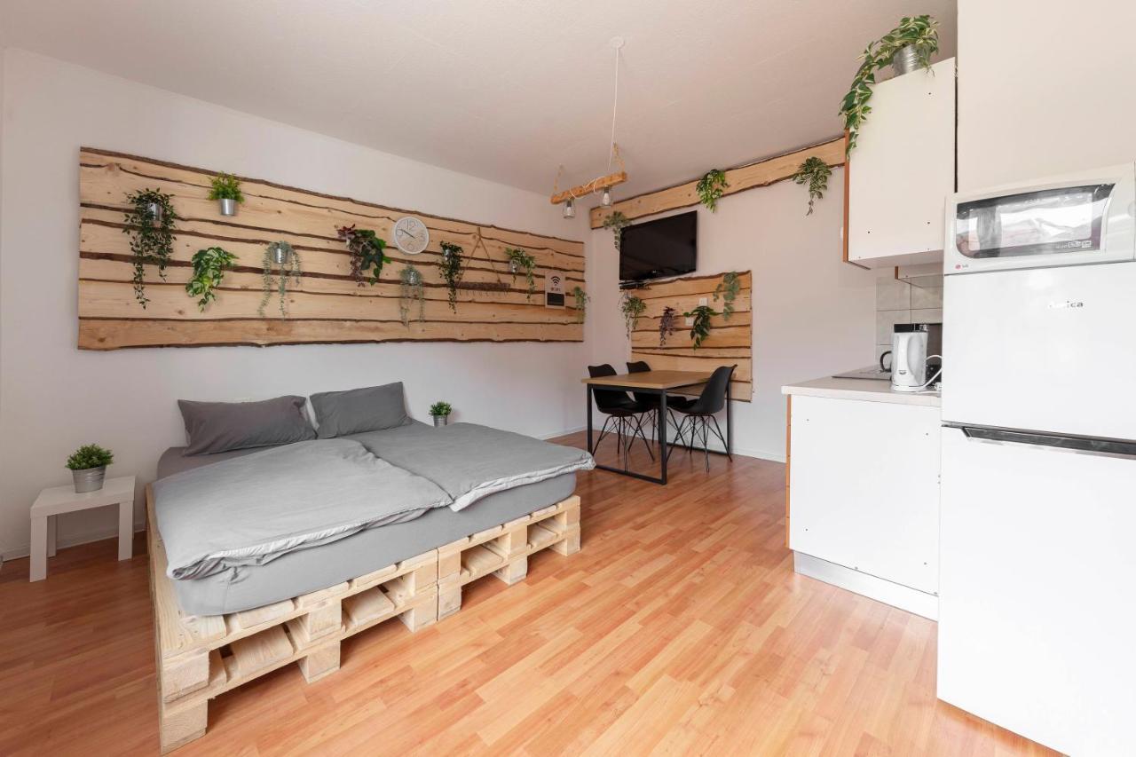 Apartments Keber Ljubljana Luaran gambar
